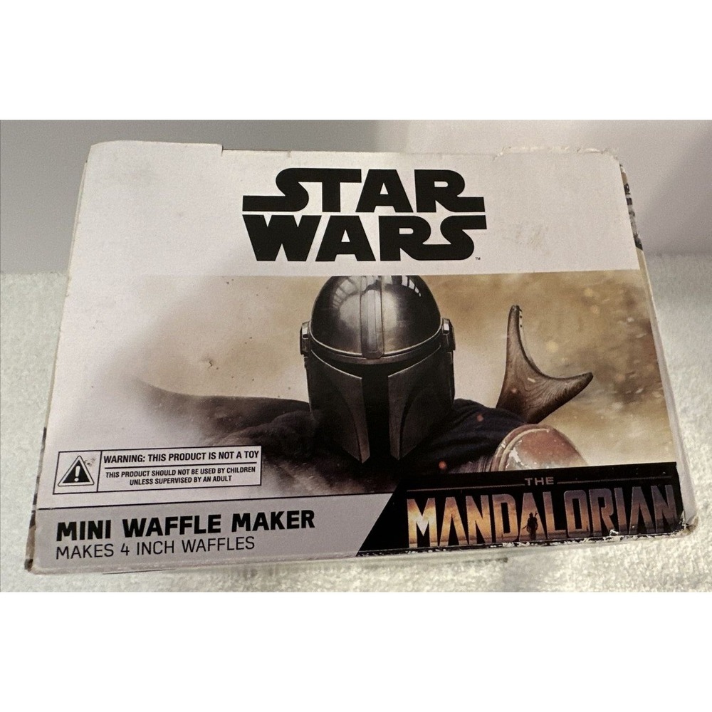 Disney Star Wars Mini Waffle Maker Mandalorian Baby Yoda Child NEW OPEN BOX - Picture 5 of 8
